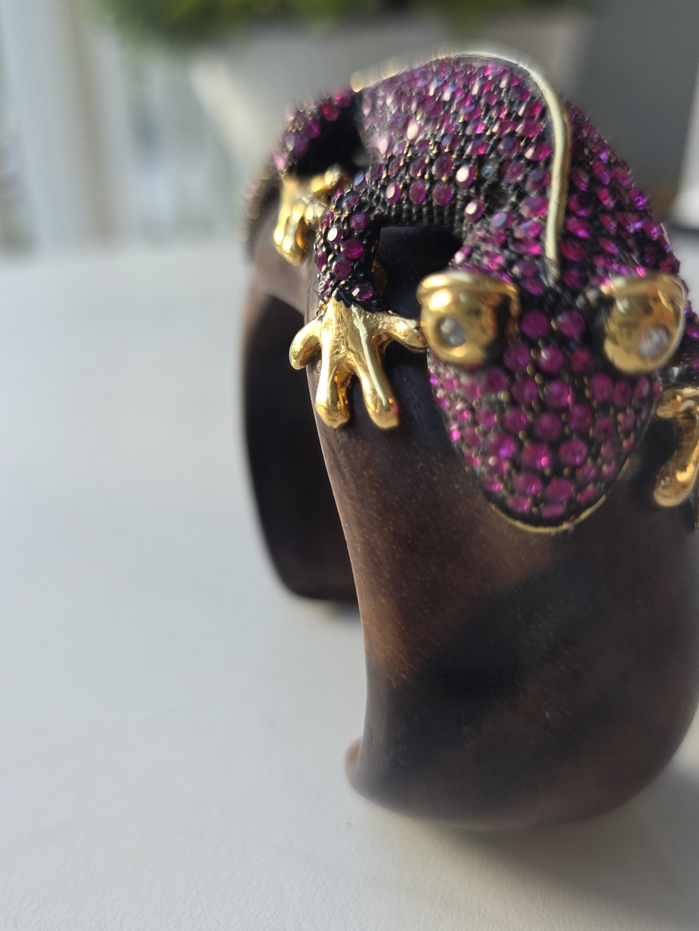Roberto Cavalli - Gold-Tone Pink Crystal Gecko Cuff Bracelet - Picture 7 of 15